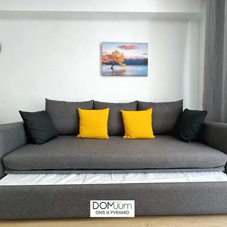 Domuum Holidays - Dms Iii Pyramid サロウ