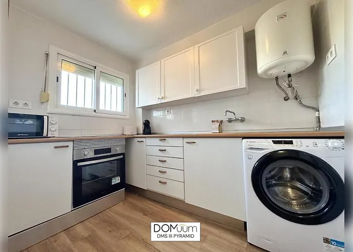 Domuum Holidays - Dms Iii Pyramid Appartement *
