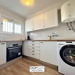 Domuum Holidays - Dms Iii Pyramid Appartement *