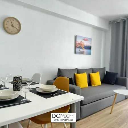 Domuum Holidays - Dms Iii Pyramid Apartman