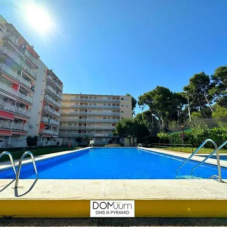 Domuum Holidays - Dms Iii Pyramid Apartman *