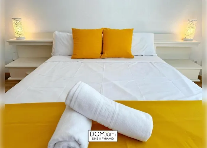 Domuum Holidays - Dms Iii Pyramid Apartman